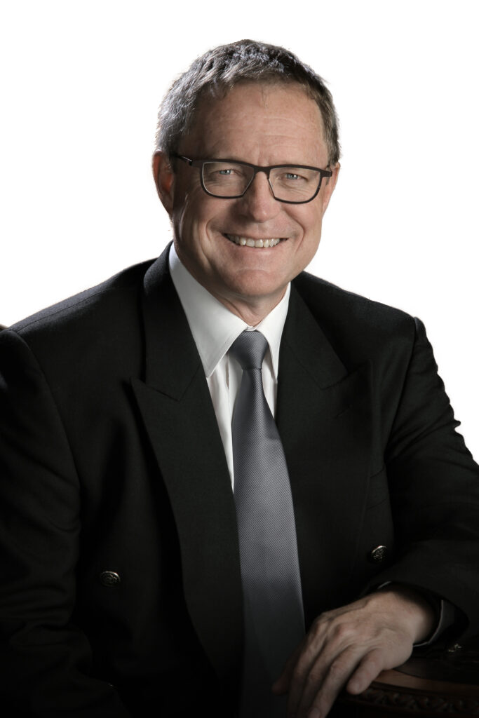Dawie Roodt – Economic Insight, Financial Trends and Strategic Foresight — business keynote speaker South Africa | Guest Speaker